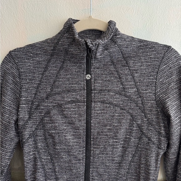 LULULEMON Define Jacket Coco Pique Black White Luon Size 6 - Picture 4 of 9